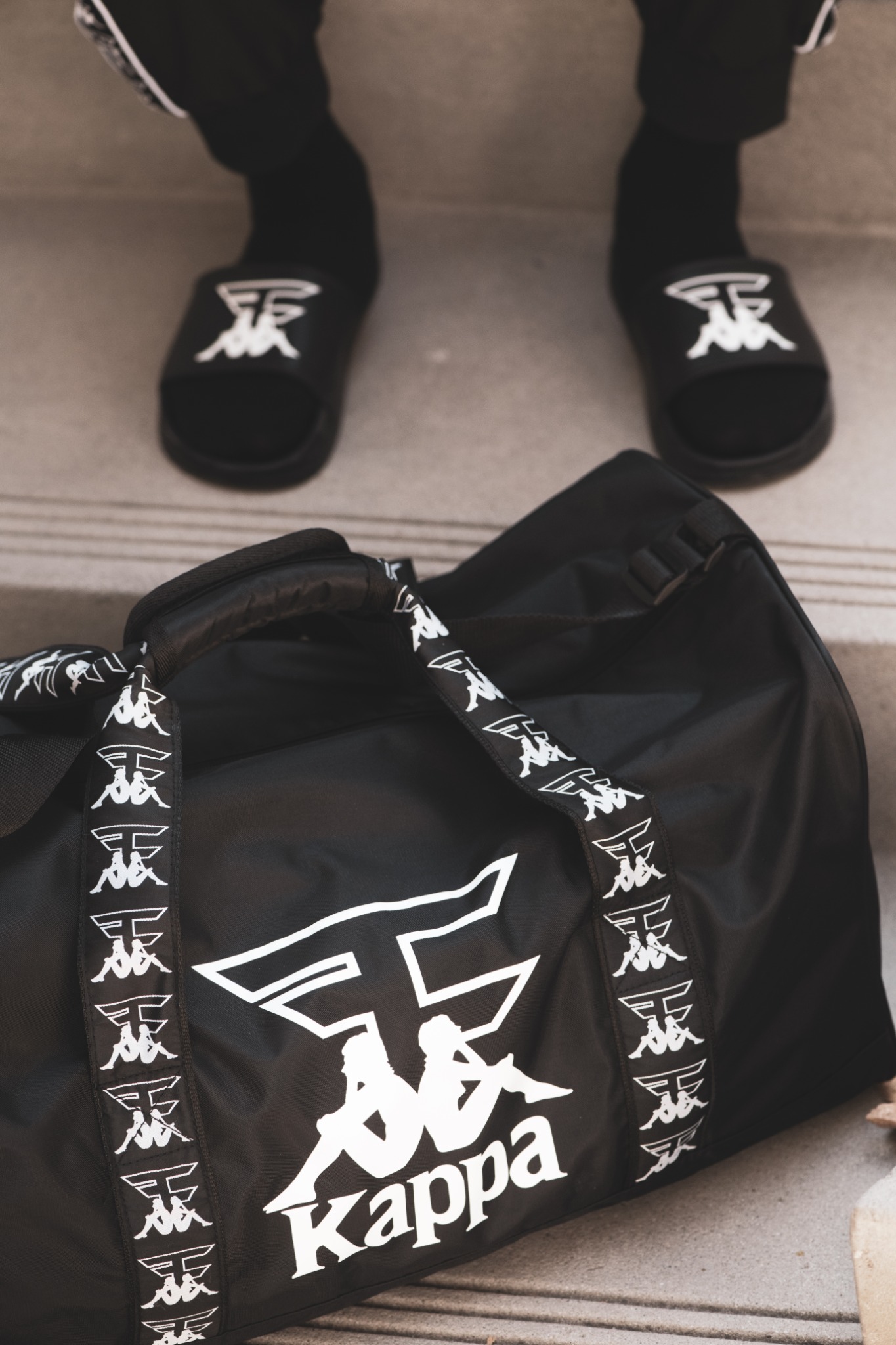 Ad by fazeclanstore.com
