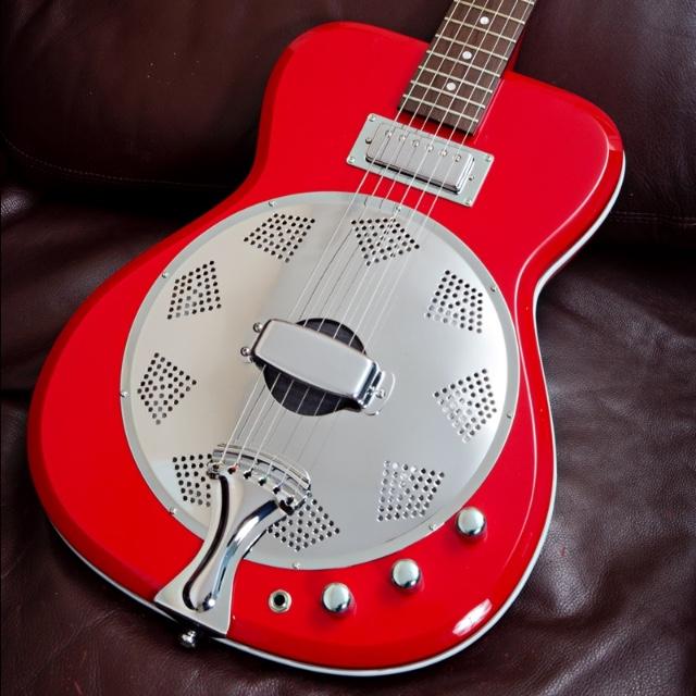 Ad by eastwoodguitars.com