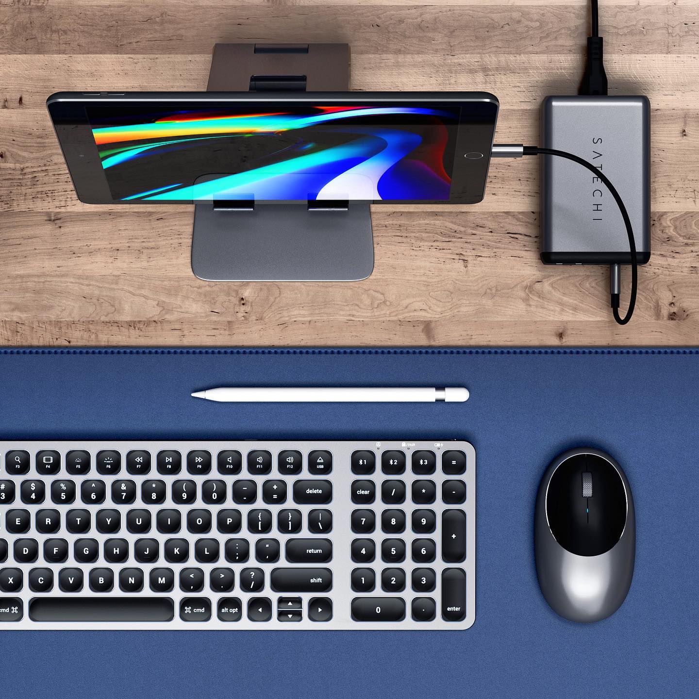 Ad by satechi.net