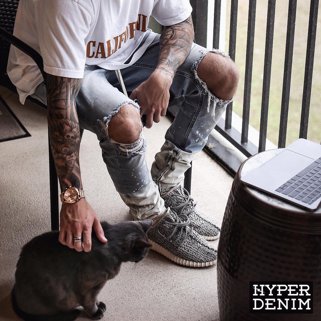 Ad by hyperdenim.com