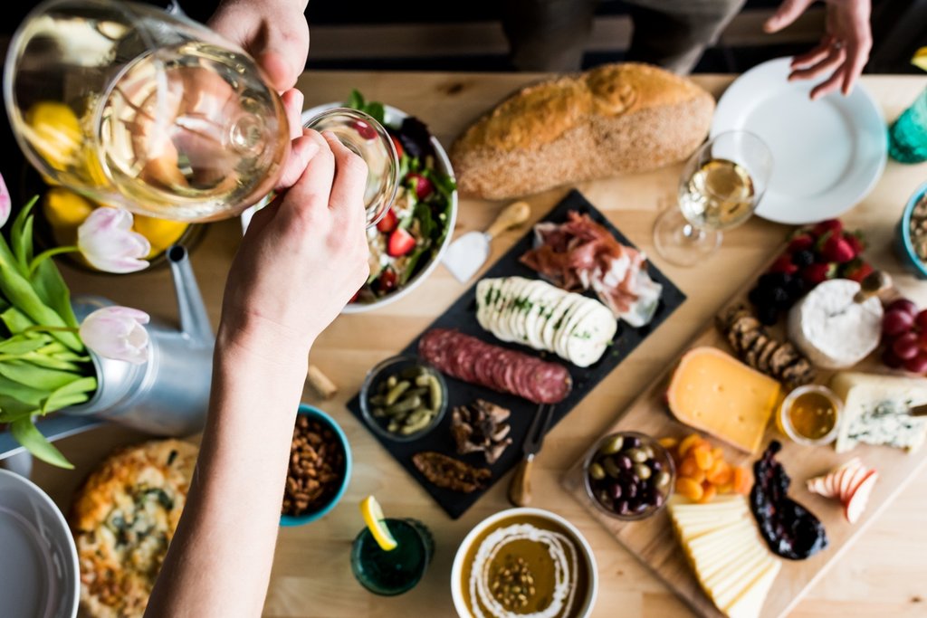 Ad by whitehorsewine.com