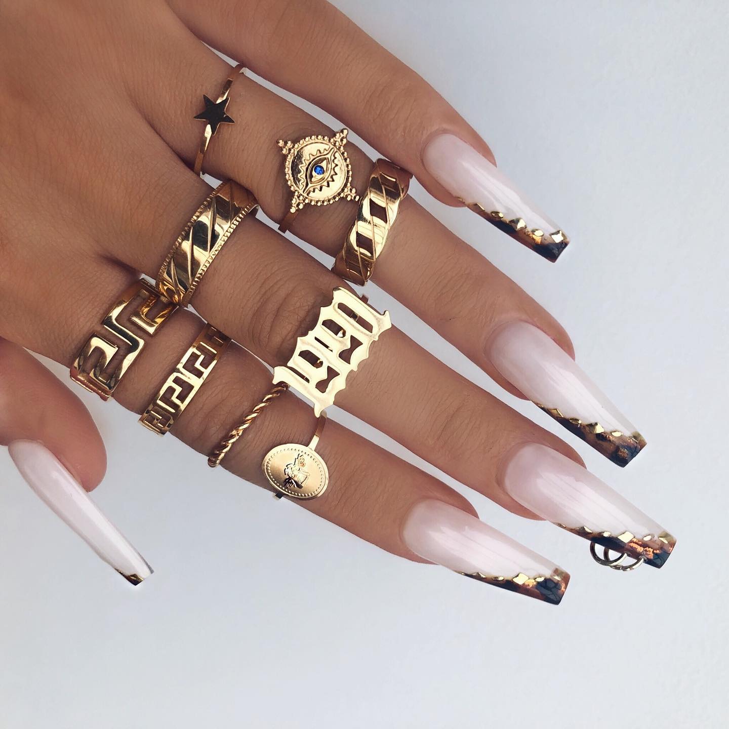 Ad by indigolune.com