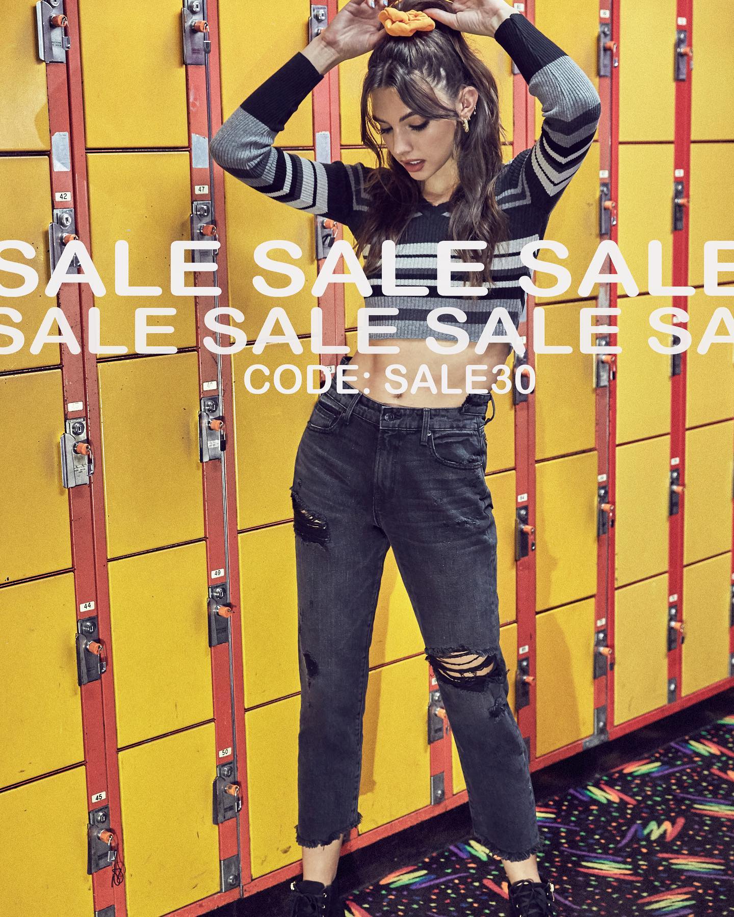 Ad by hiddenjeans.com