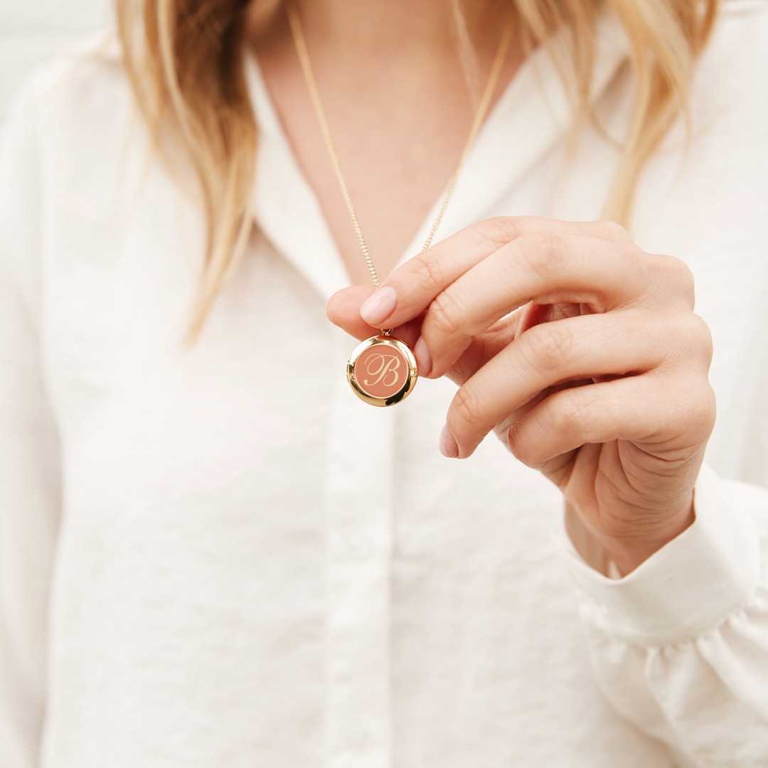 Ad by brookandyork.com