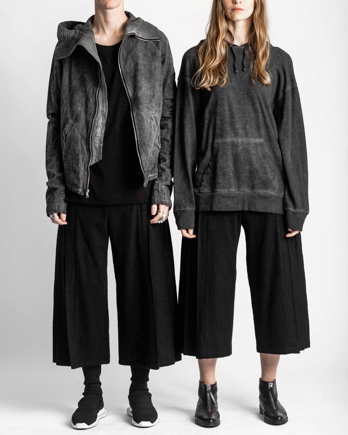 Ad by veniacollection.com