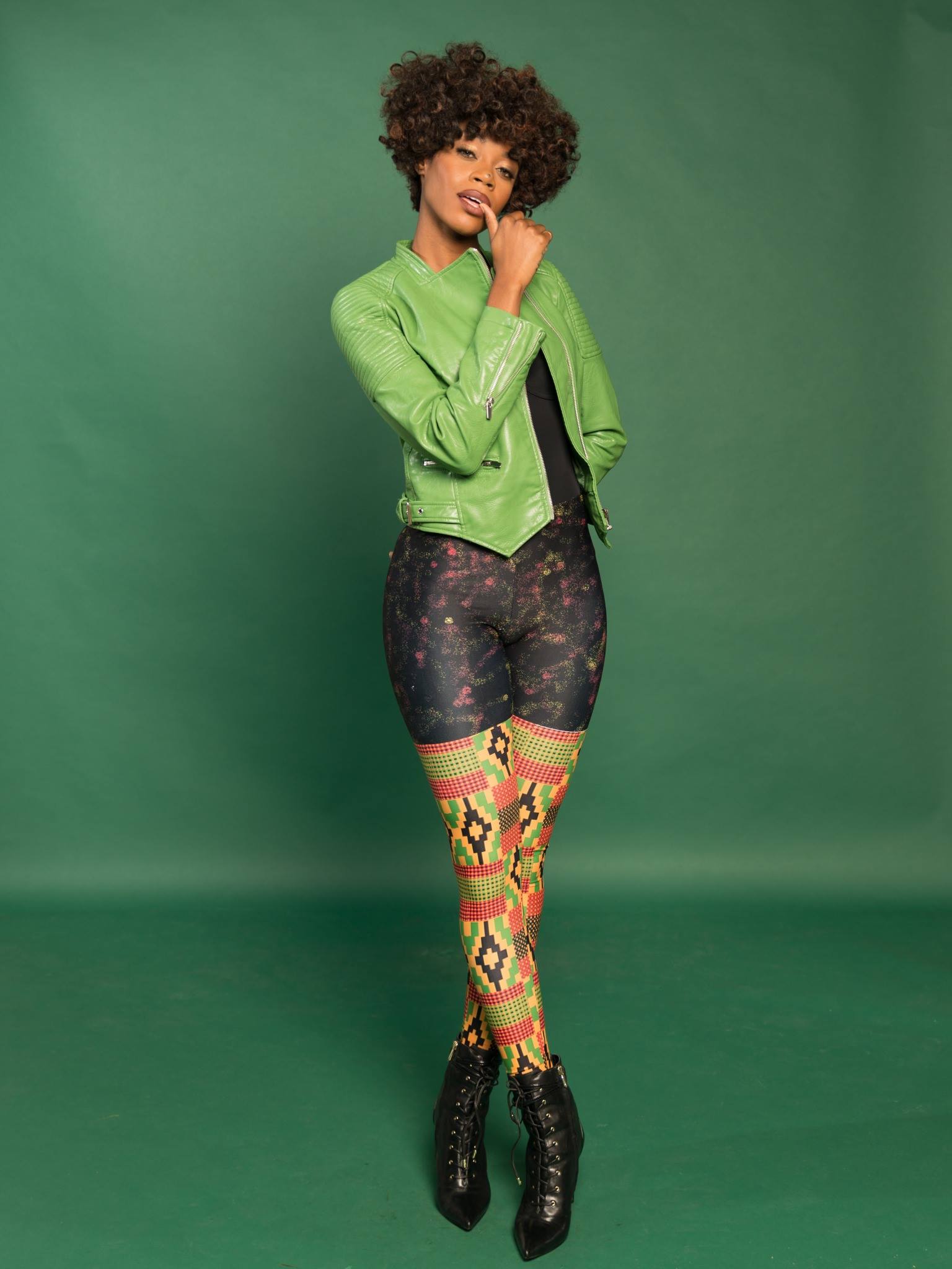 Ethnic ad by ruvaafricwear.com