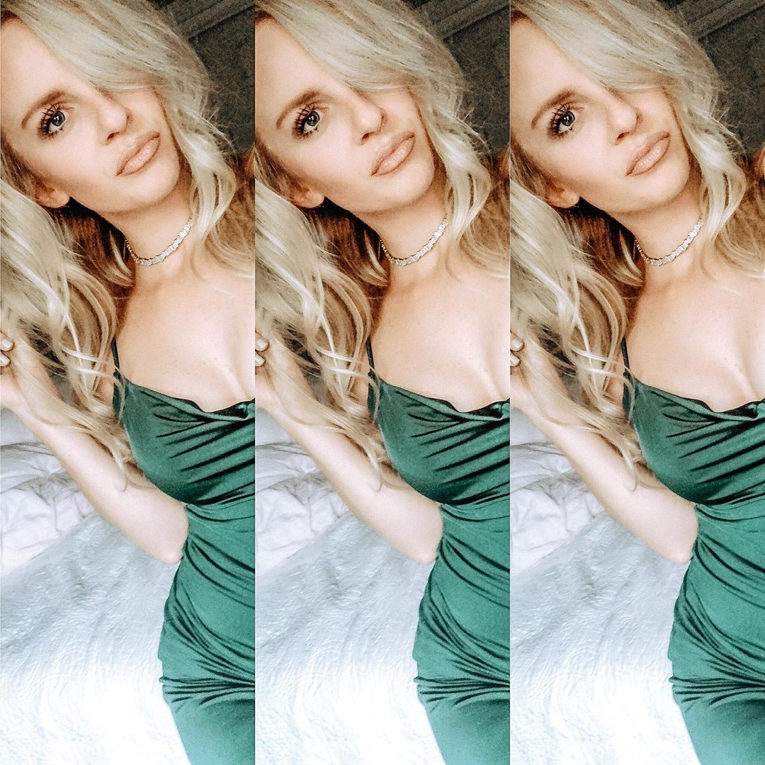 Ad by arialattner.com