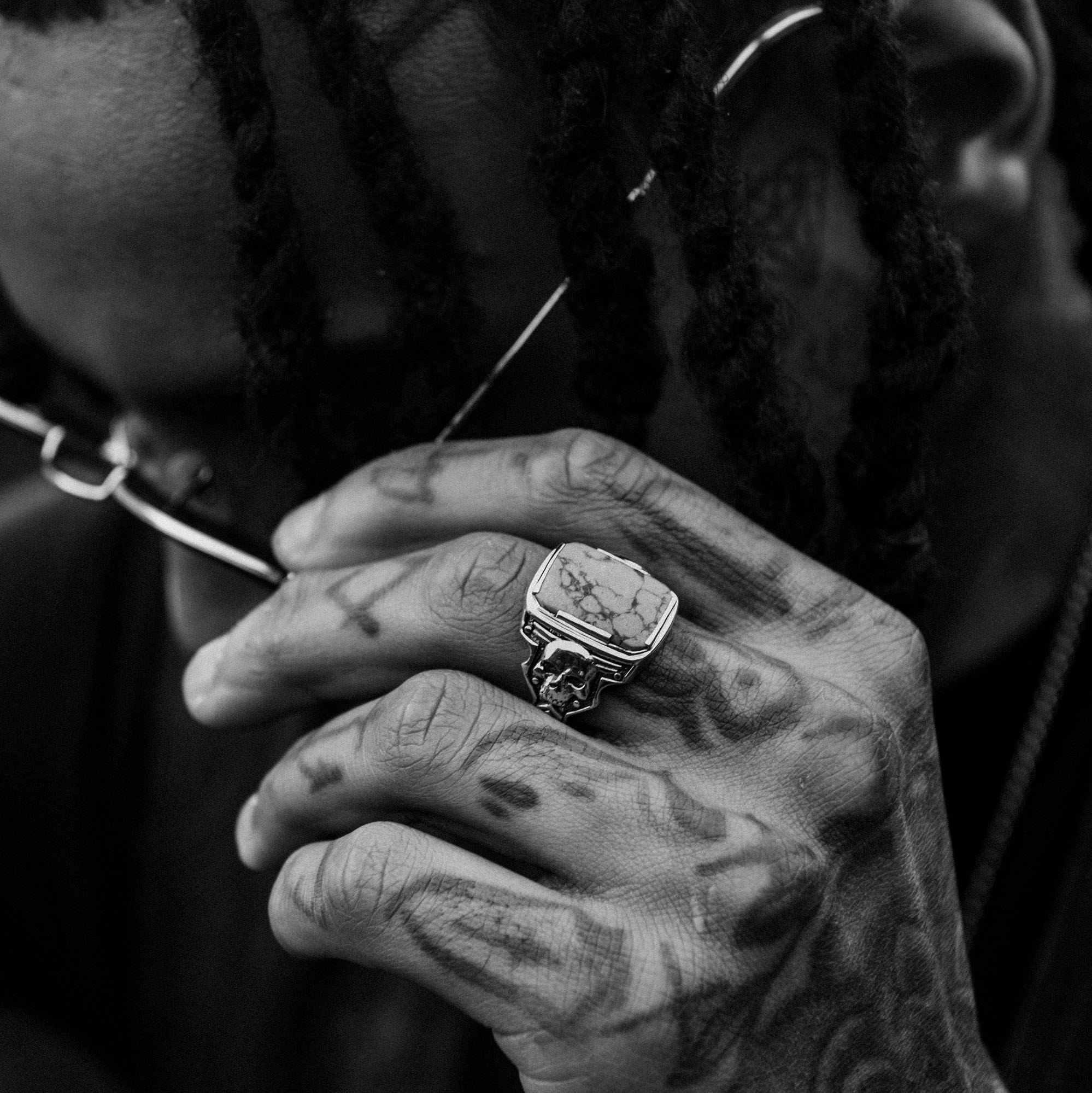 Ad by clocksandcolours.ca