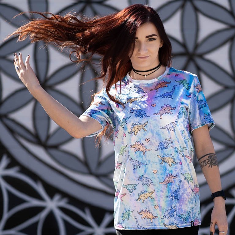 Ad by electricthreads.com