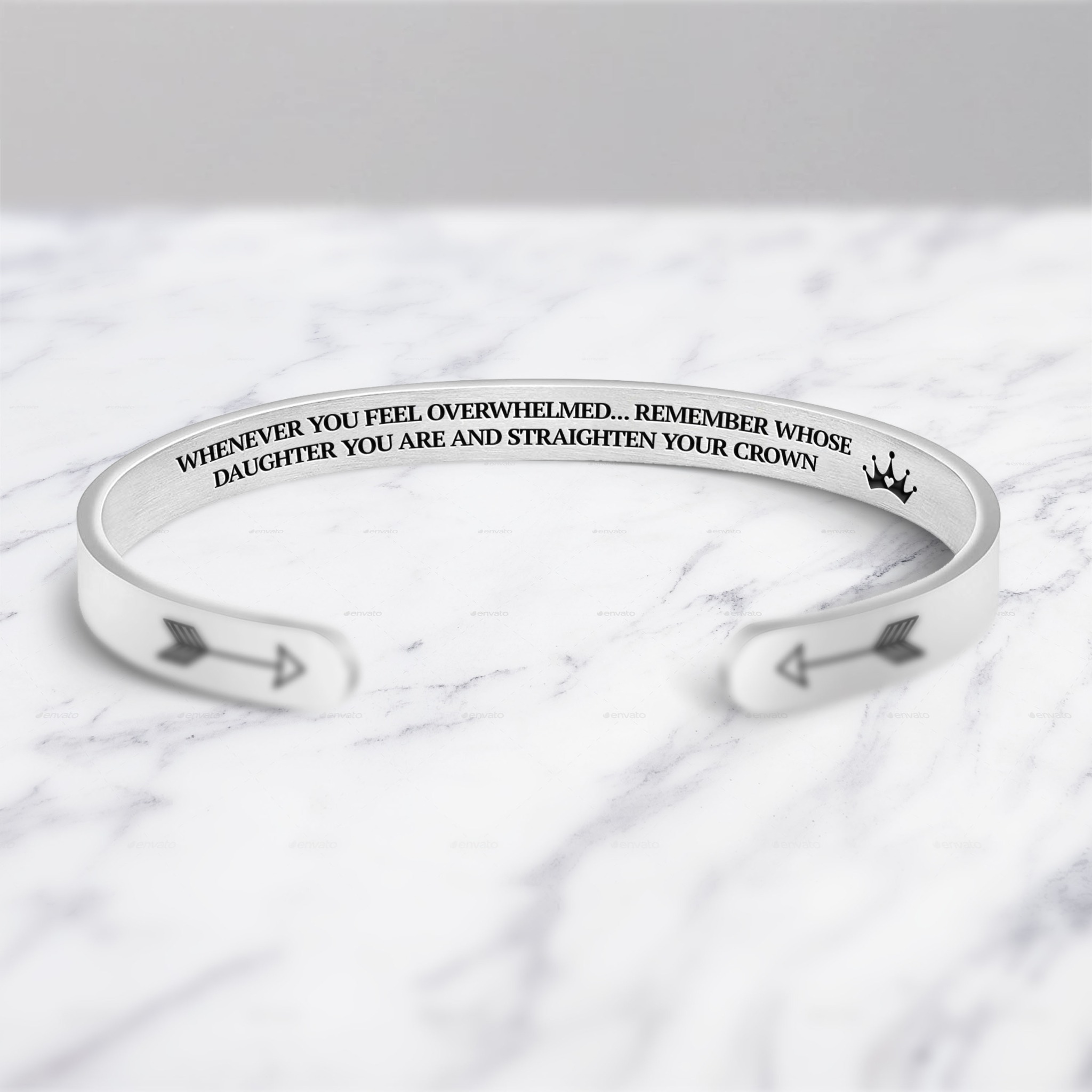 Ad by mintandlily.com