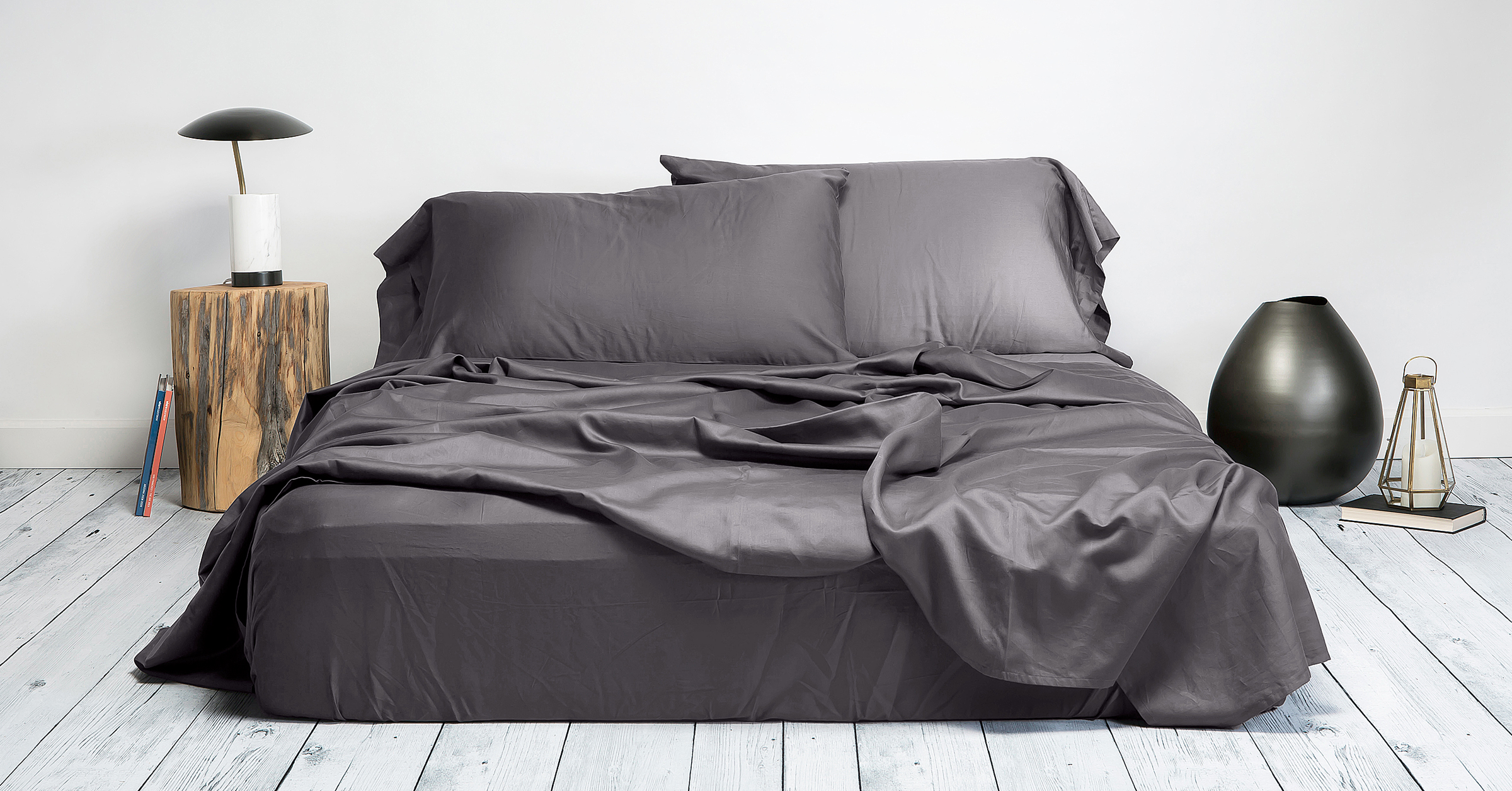 Ad by bagsandscarfs.com