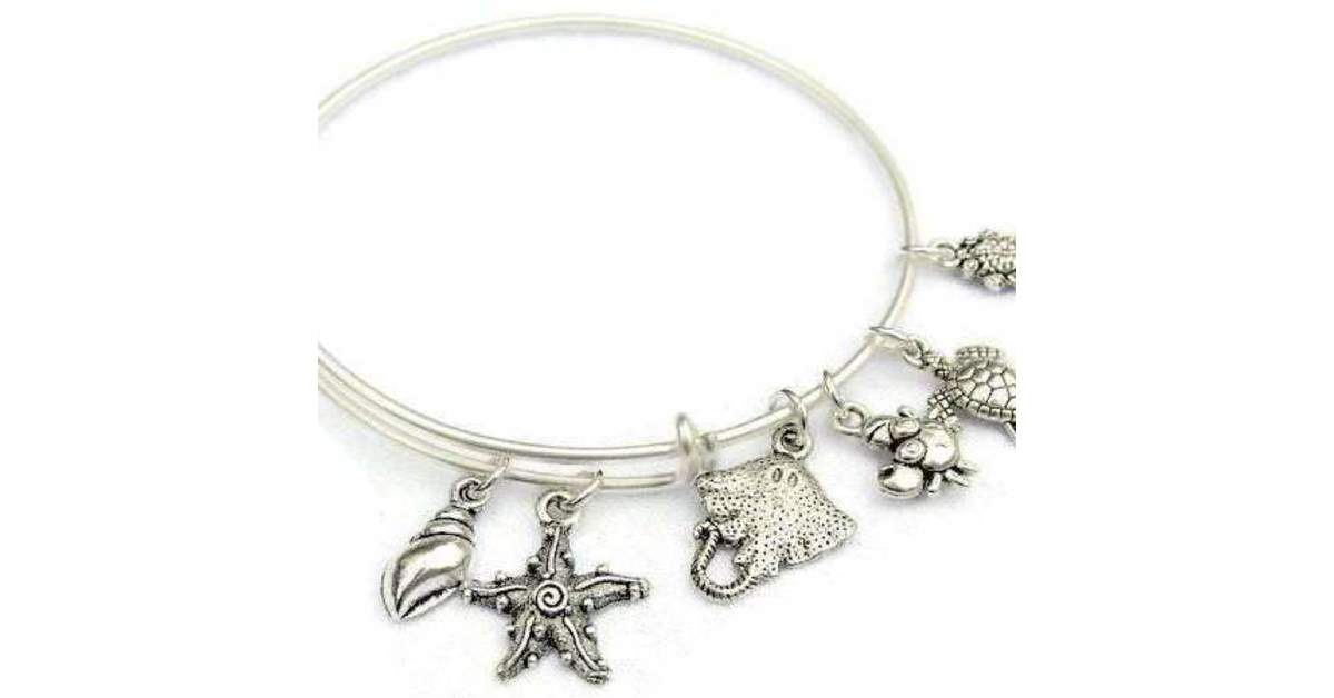 Ethnic ad by ladybugfeetdesigns.com