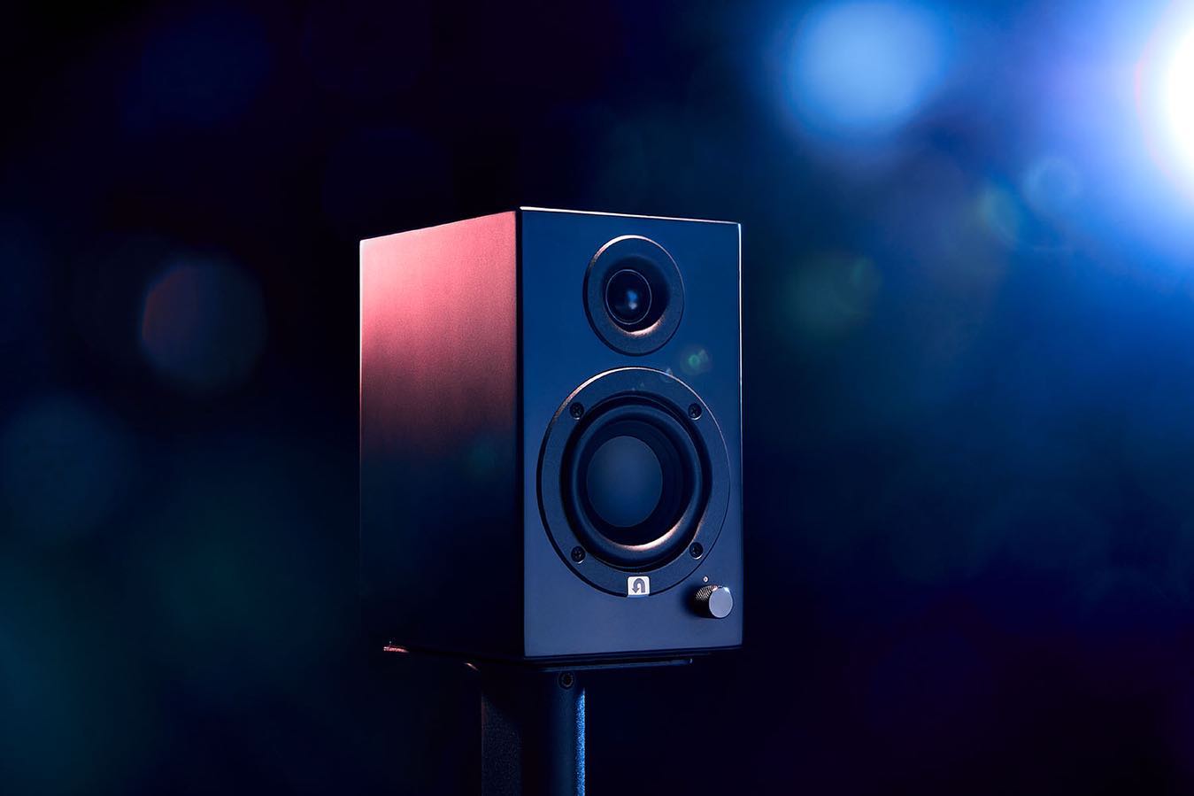 Ad by uturnaudio.com