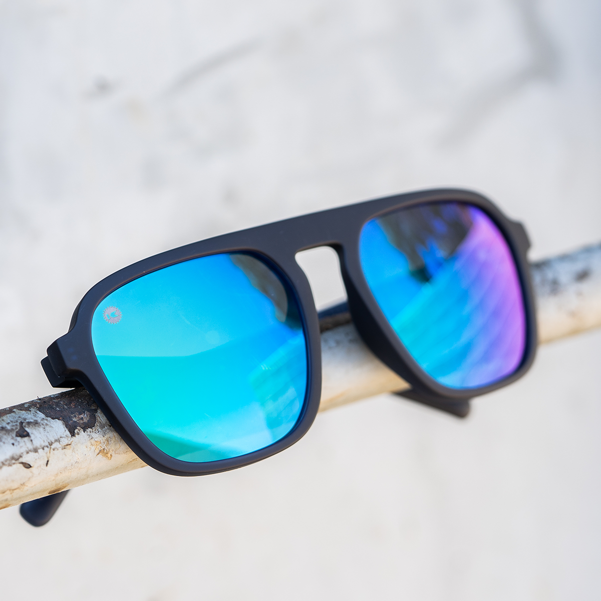 Ad by knockaround.com