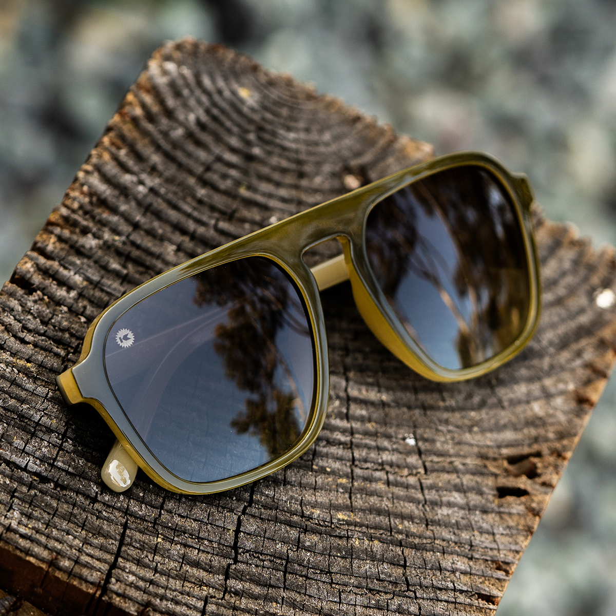 Ad by knockaround.com