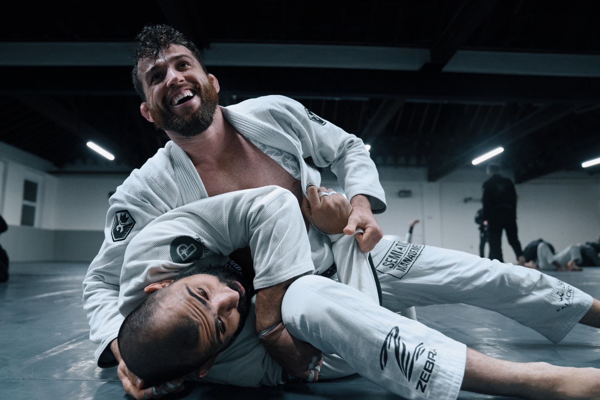 Ad by fightersmarket.com